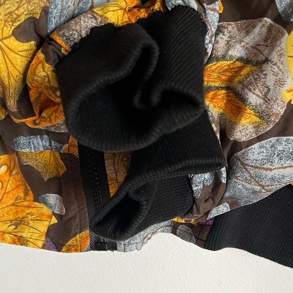 Vintage 100% Silk Bomber Black Jacket Fall Autumn Leaves Pattern S-L Unisex - Picture 11 of 12